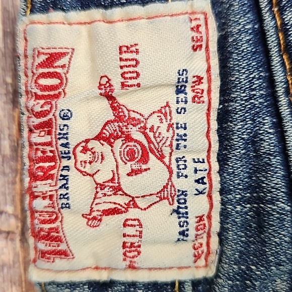 TRUE RELIGION WORLD TOUR KATE LOW-RISE SKINNY CROPPED JEANS - Picture 9 of 12